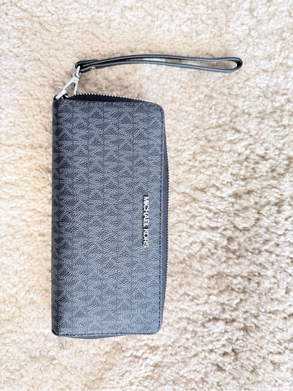 Michael Kors Black Textured Zip Wristlet